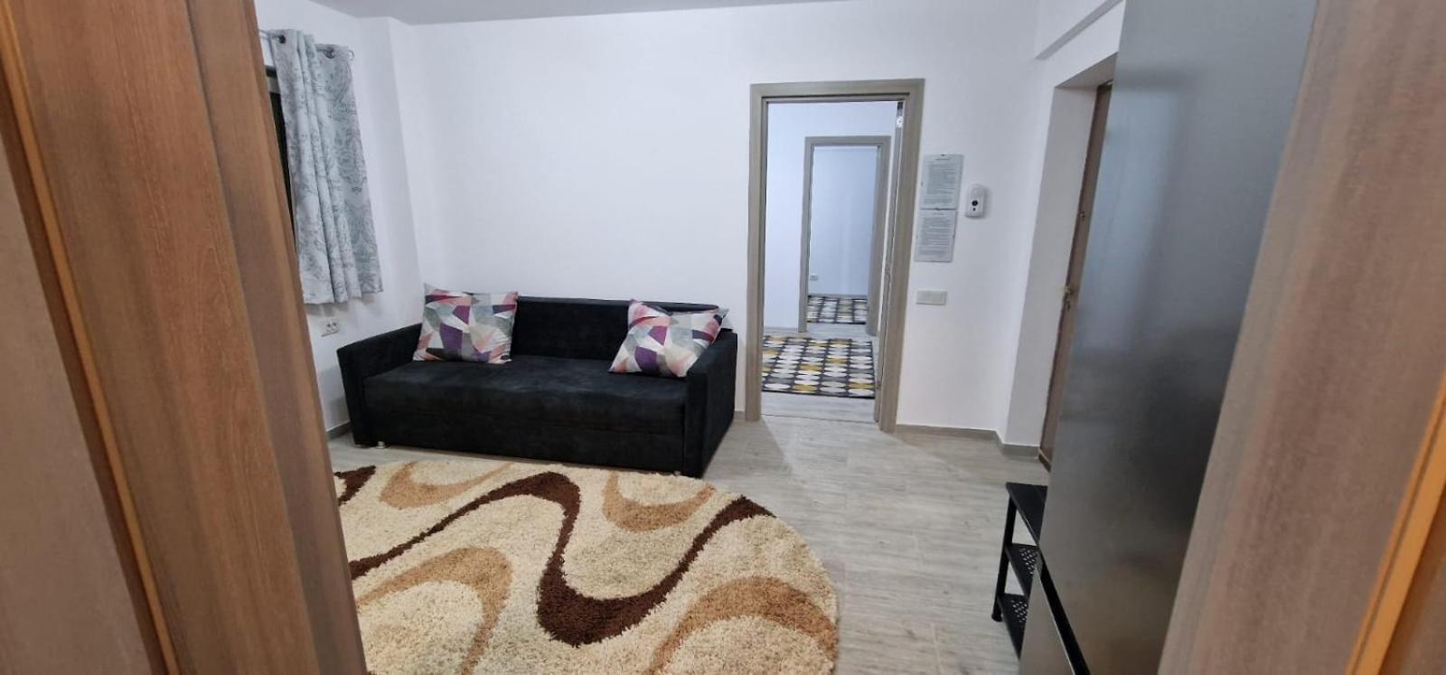 Apartament 3 Cam Grand Arena Бухарест Екстер'єр фото