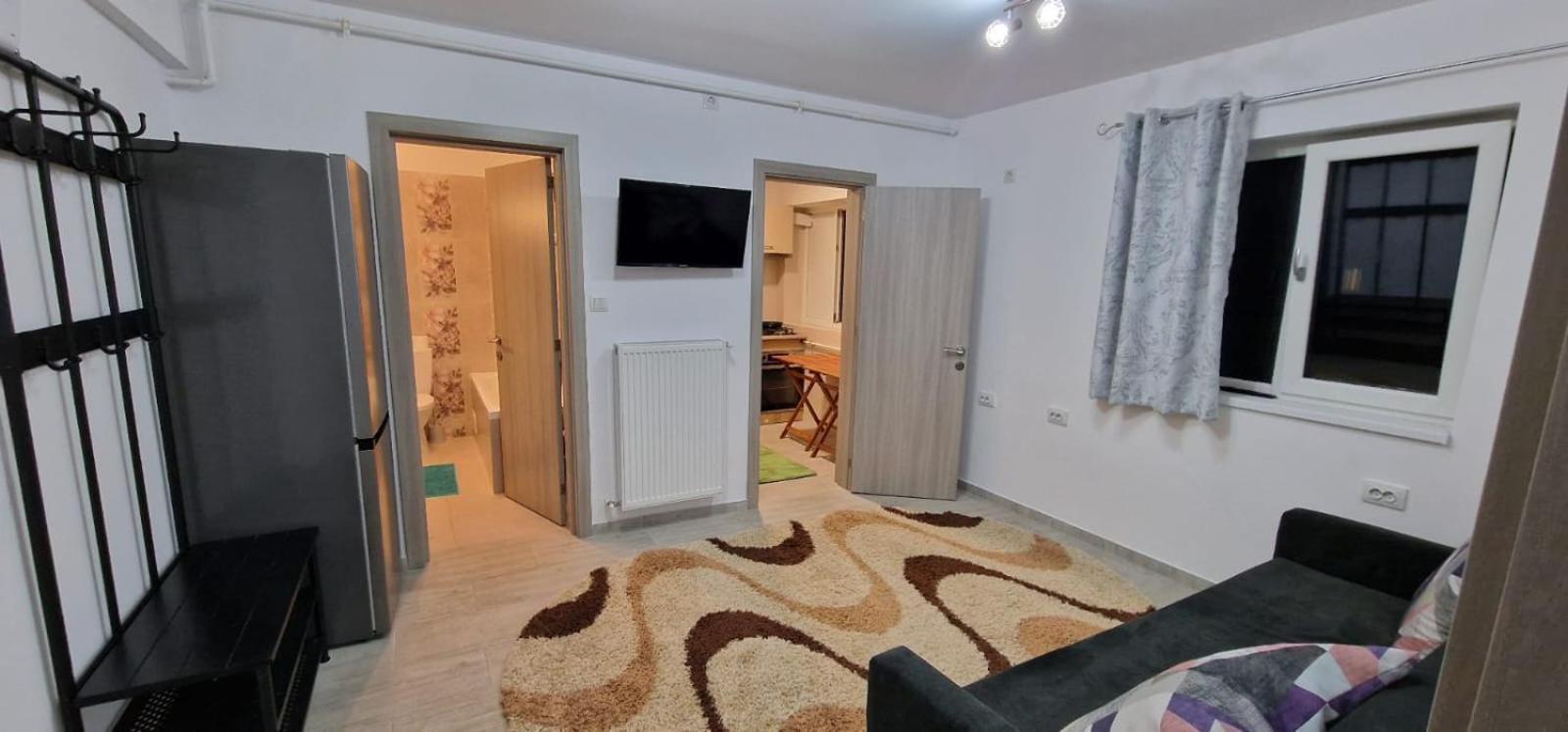 Apartament 3 Cam Grand Arena Бухарест Екстер'єр фото